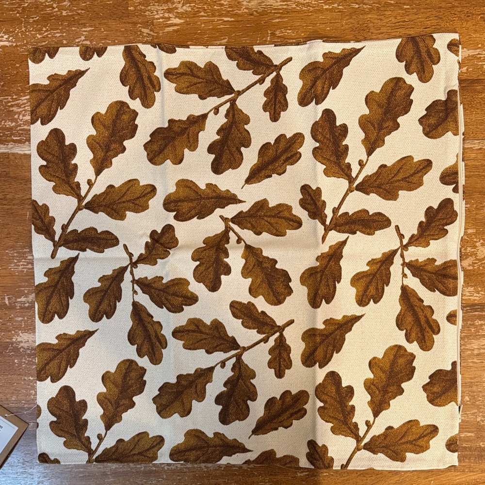 Leaf Patterned Cushion Cover